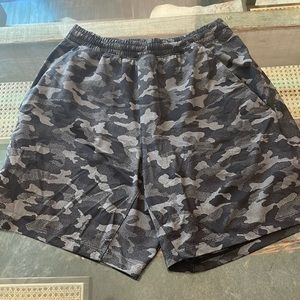 Men’s Lululemon Pace Breaker Shorts. Size M. 7” Inseam.